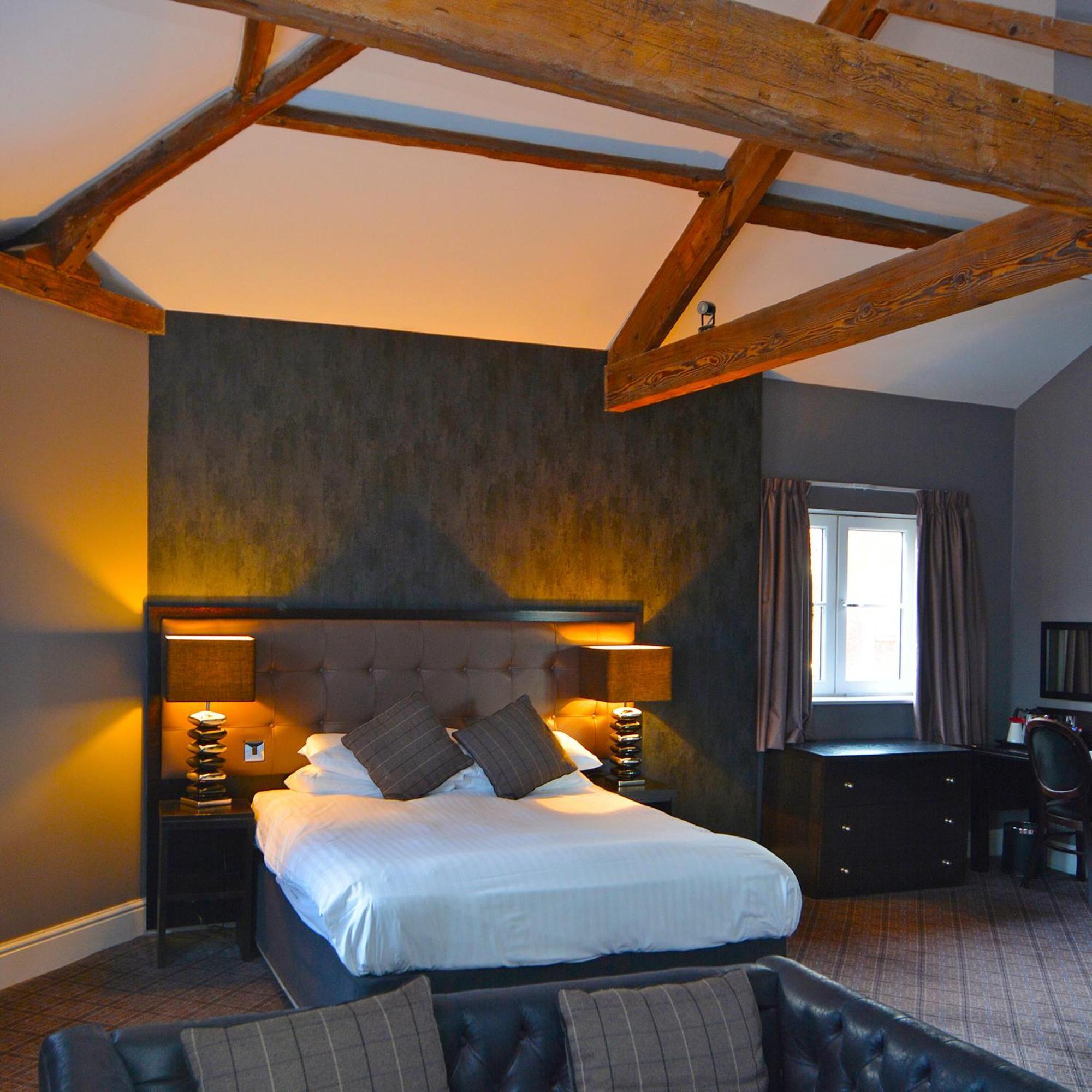 The Angel Hotel Wetherspoon Whitby Bagian luar foto