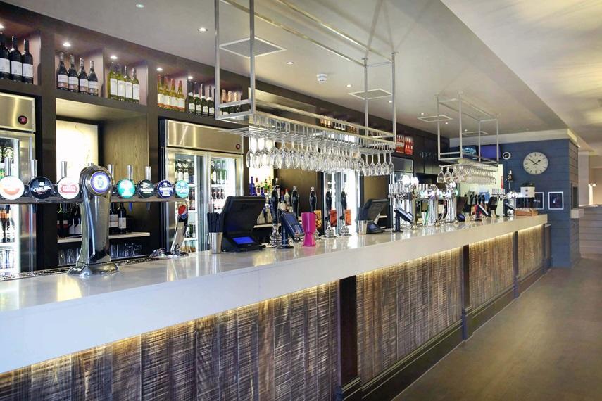 The Angel Hotel Wetherspoon Whitby Bagian luar foto