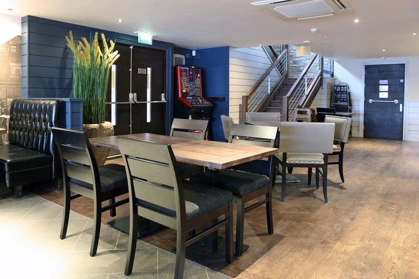 The Angel Hotel Wetherspoon Whitby Bagian luar foto