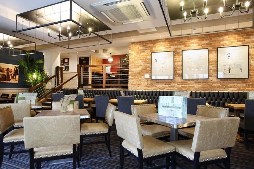 The Angel Hotel Wetherspoon Whitby Bagian luar foto