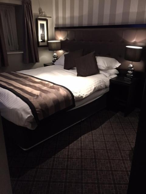 The Angel Hotel Wetherspoon Whitby Bagian luar foto